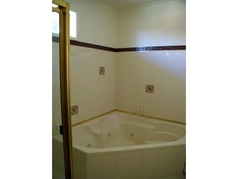 3 Barton Street, Shepparton VIC 3630