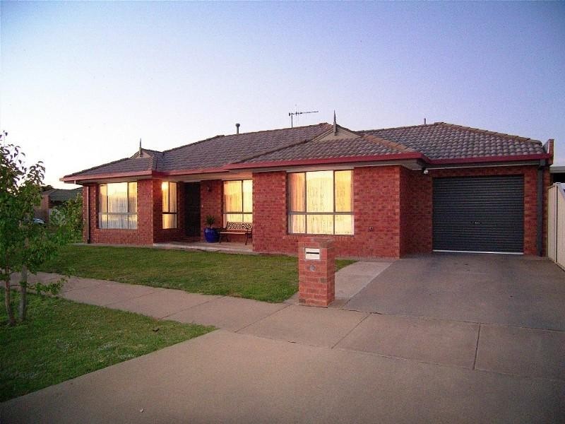 11 Warren Court, Shepparton VIC 3630