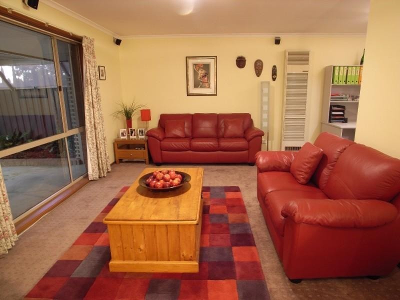 11 Glen Erin Court, Mooroopna VIC 3629