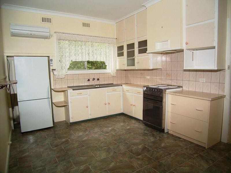 27 Dunrobin Street, Shepparton VIC 3630