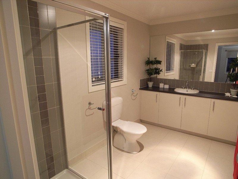 4 Wendouree Drive, Kialla VIC 3631