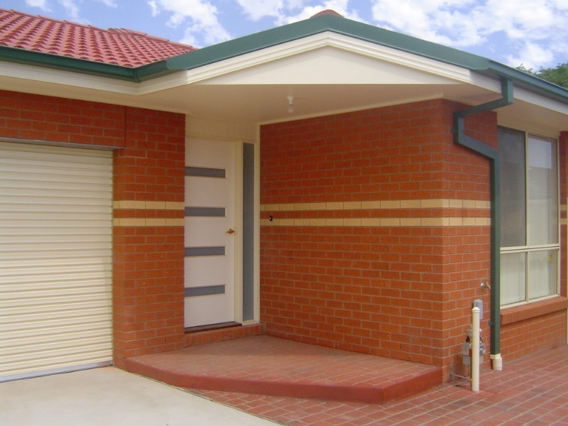 1/28 Sobroan Street, Shepparton VIC 3630