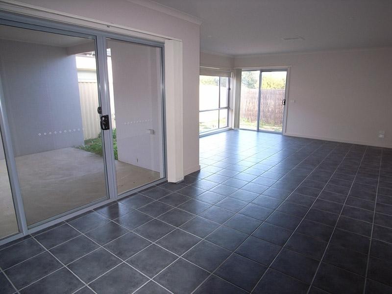 16 Shalimar Place, Shepparton VIC 3630
