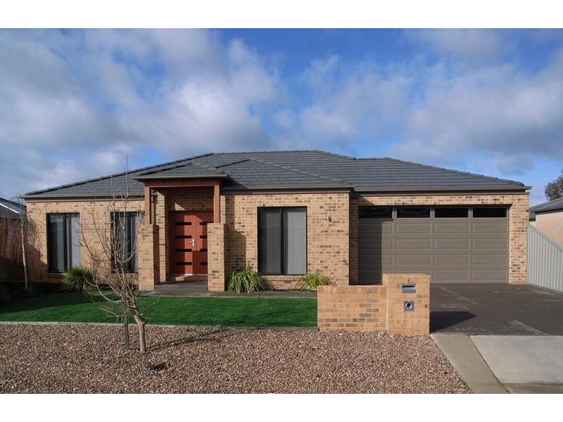 2,4&5/7-9 Curlew Place, Shepparton VIC 3630