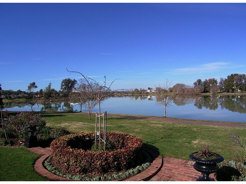 12 Pedder Court, Kialla VIC 3631