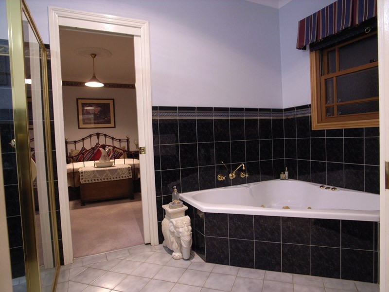 12 Pedder Court, Kialla VIC 3631