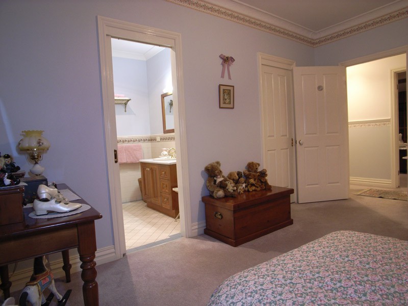 12 Pedder Court, Kialla VIC 3631