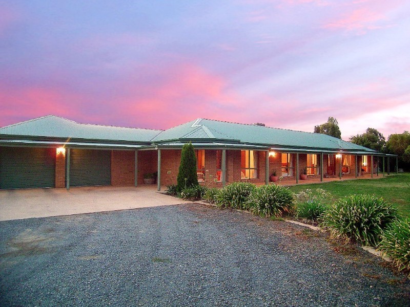 3 Camaria Court, Kyabram VIC 3620