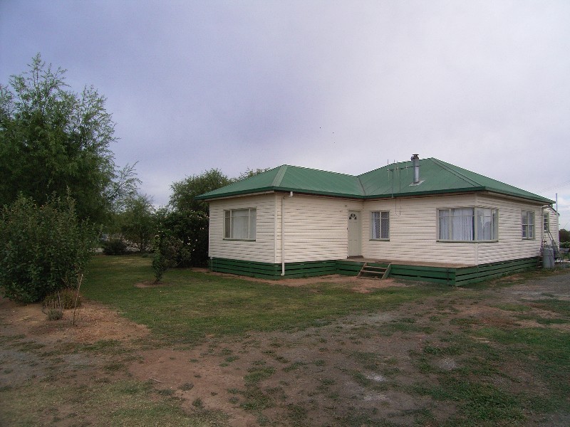 23 Gillieston Road, Byrneside VIC 3617