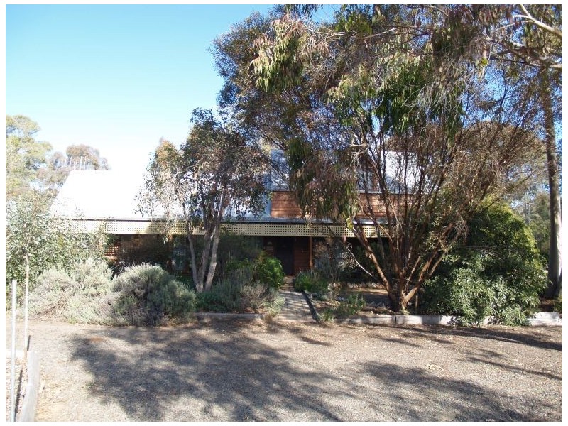 5 Glenny Lane, Numurkah VIC 3636