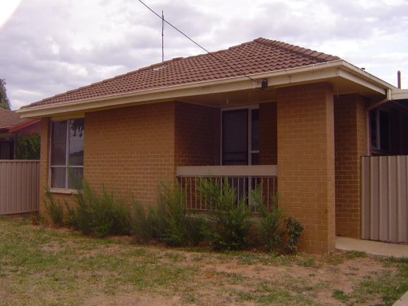 42 Packham Street, Shepparton VIC 3630