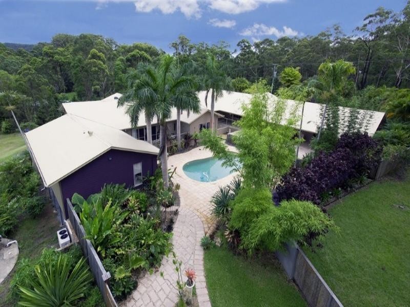 8 Sunrise Road, Tinbeerwah QLD 4563