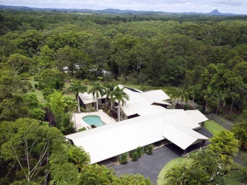 8 Sunrise Road, Tinbeerwah QLD 4563