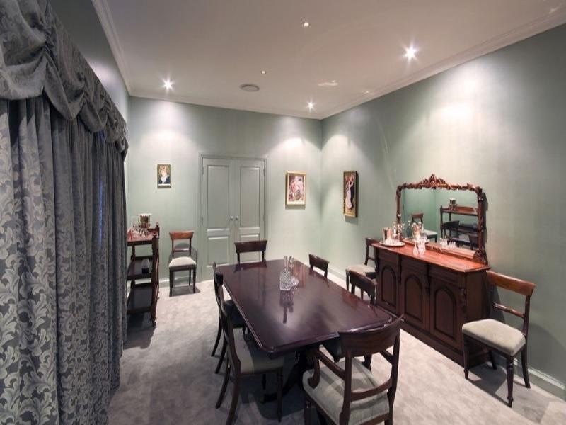 8 Sunrise Road, Tinbeerwah QLD 4563