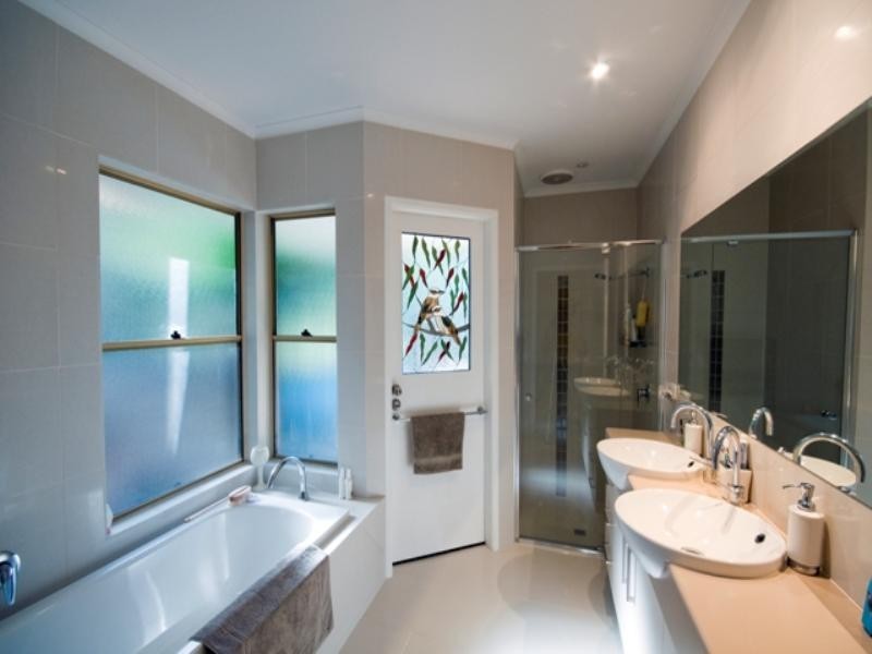 18 Bond Court, Doonan QLD 4562