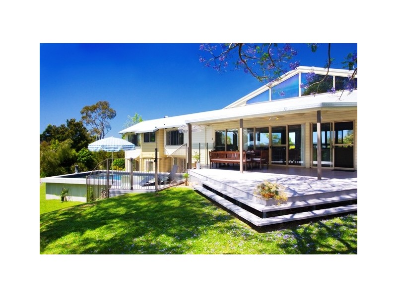 15 Pacific View Drive, Tinbeerwah QLD 4563