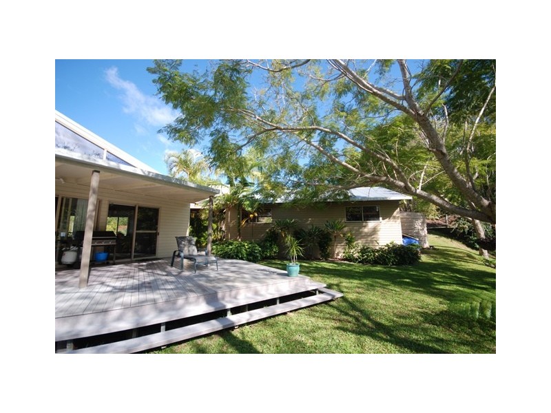 15 Pacific View Drive, Tinbeerwah QLD 4563