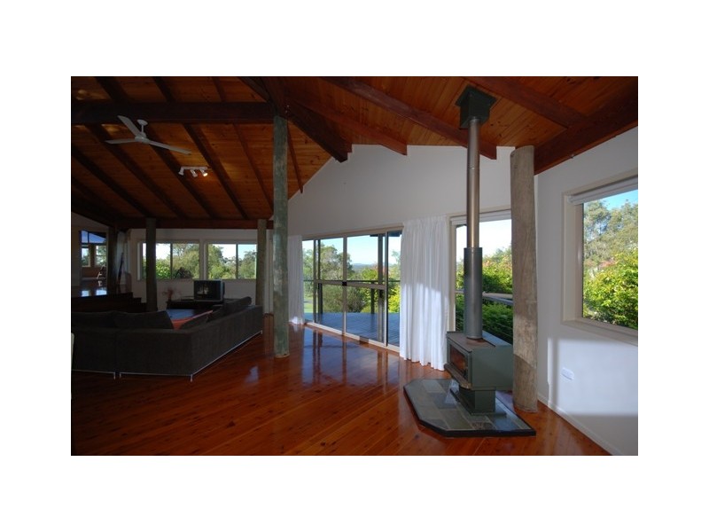 15 Pacific View Drive, Tinbeerwah QLD 4563