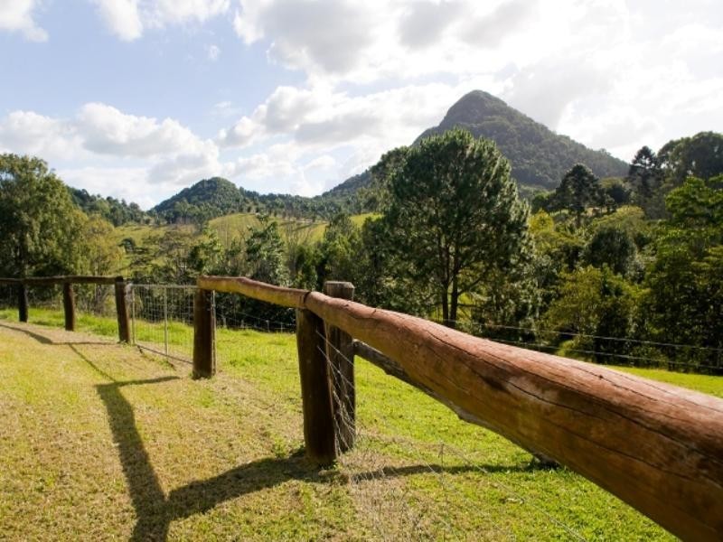 142 Solar Road, Doonan QLD 4562