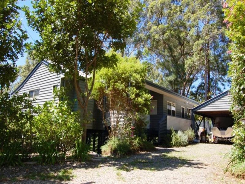 113 Sunrise Road, Tinbeerwah QLD 4563