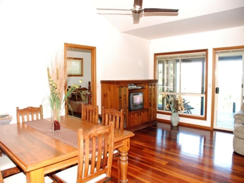 113 Sunrise Road, Tinbeerwah QLD 4563