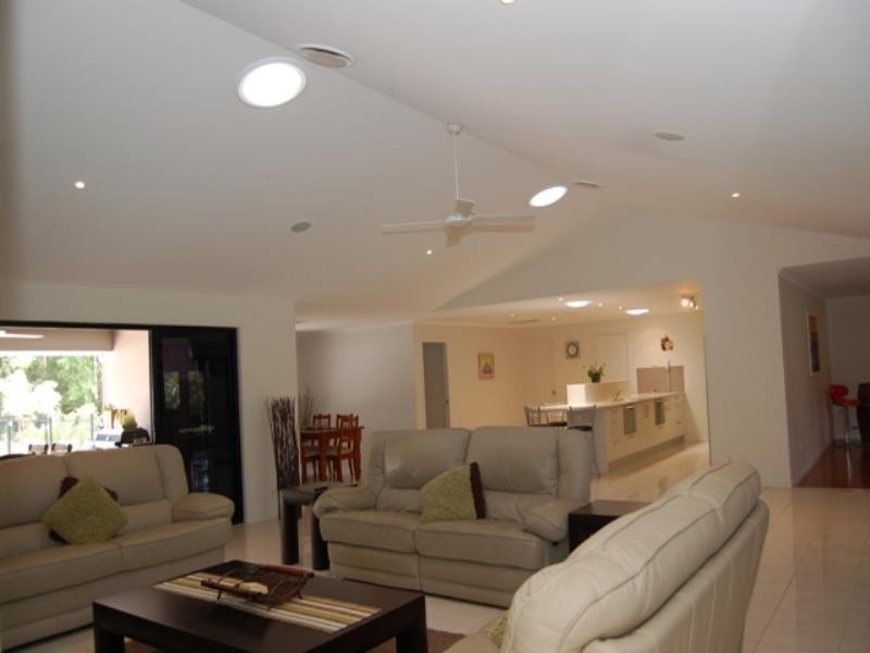 87 Patterson Drive, Tinbeerwah QLD 4563