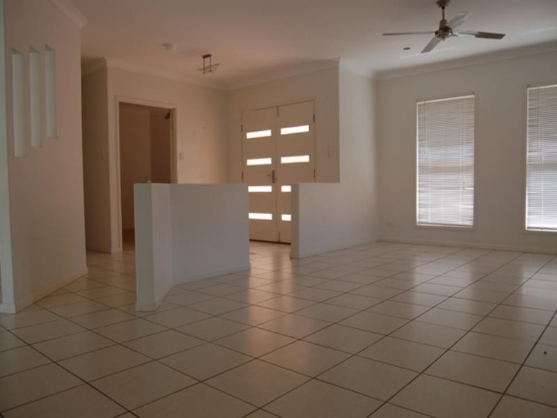 60 Elm Street, Cooroy QLD 4563