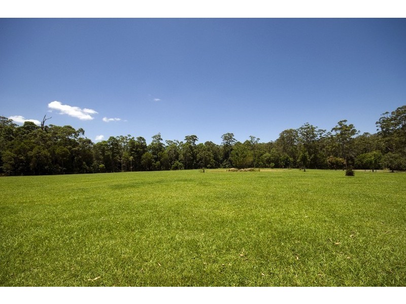 305 Dath Henderson Road, Cooroy QLD 4563