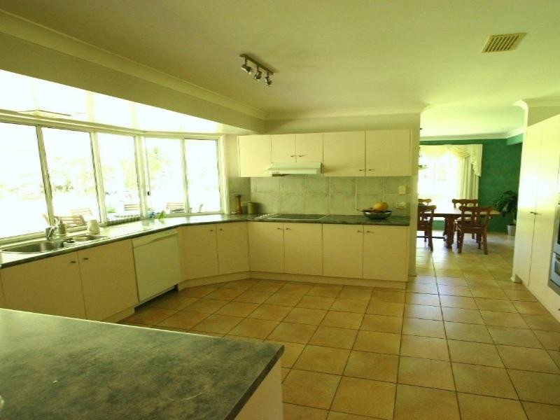 16 Livistona Drive, Doonan QLD 4562