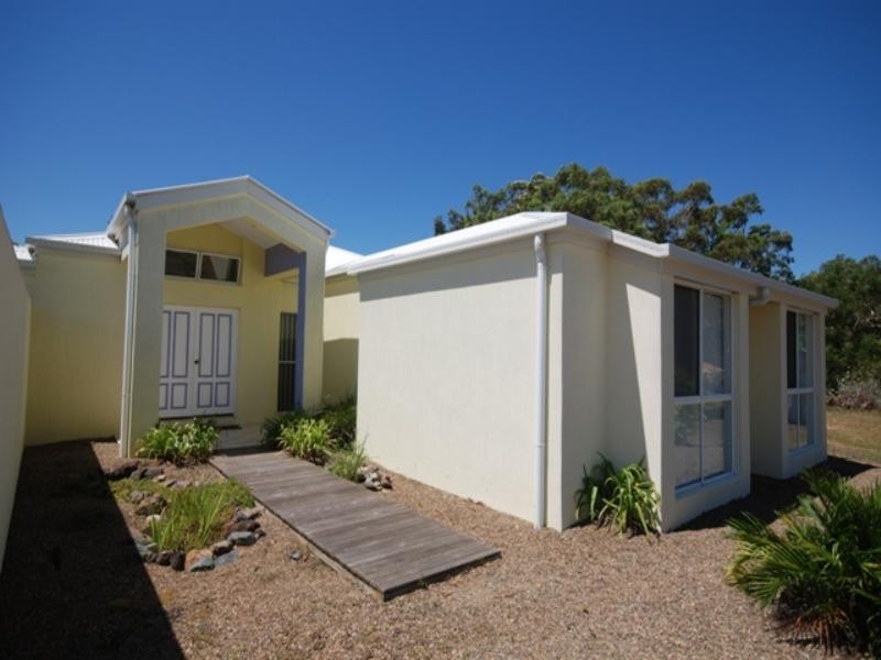 45 Charlotte Drive, Weyba Downs QLD 4562