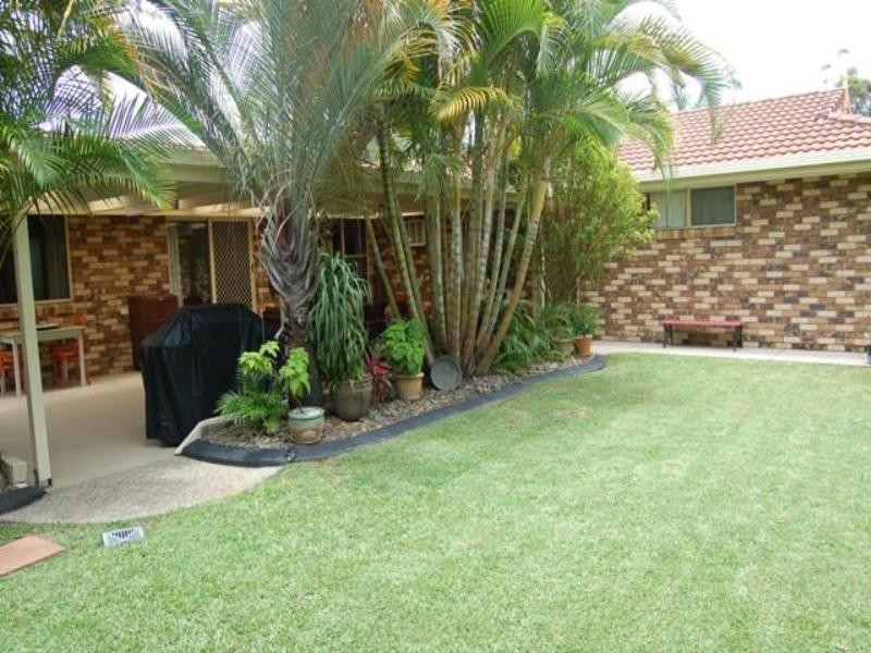 8 Portrush Court, Tewantin QLD 4565