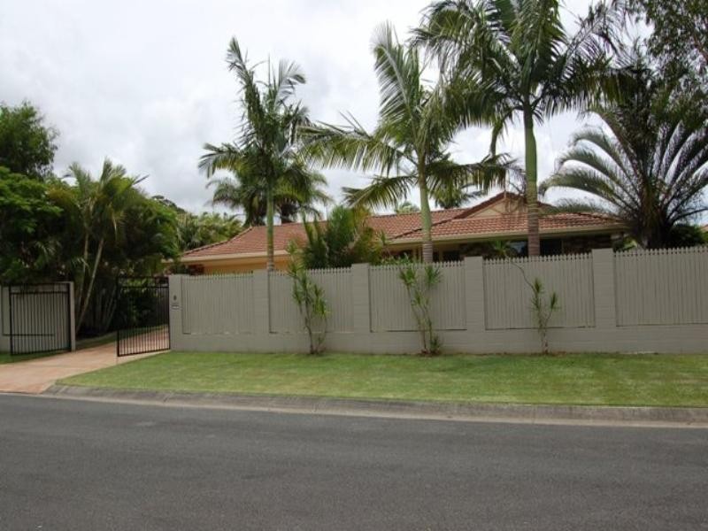 8 Portrush Court, Tewantin QLD 4565