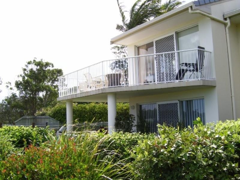 1/2 Sidoni Street, Tewantin QLD 4565