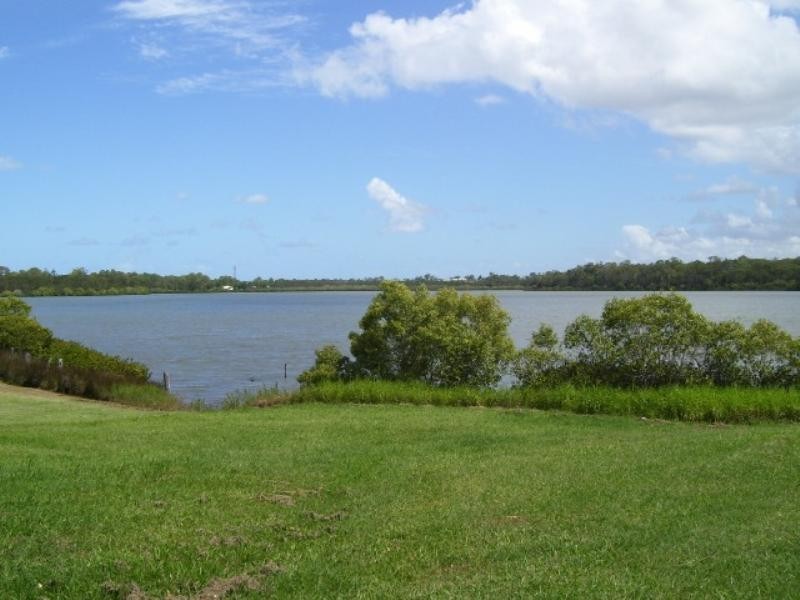1/2 Sidoni Street, Tewantin QLD 4565