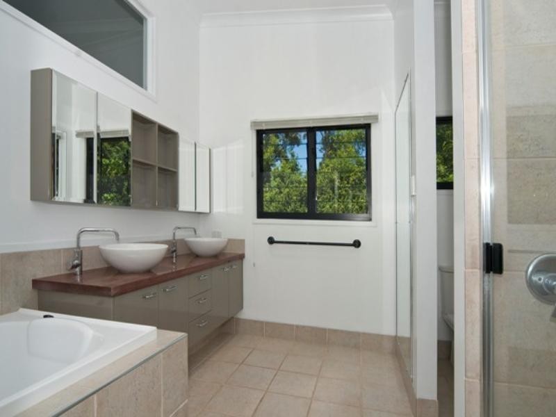 123 Youngs Drive, Doonan QLD 4562