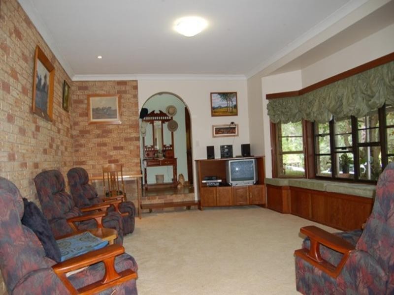 10 Hideaway Lane, Tinbeerwah QLD 4563