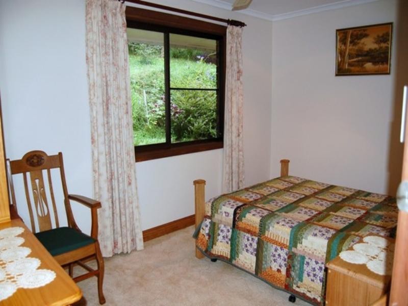 10 Hideaway Lane, Tinbeerwah QLD 4563