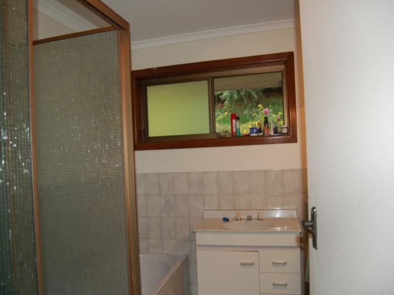 10 Hideaway Lane, Tinbeerwah QLD 4563