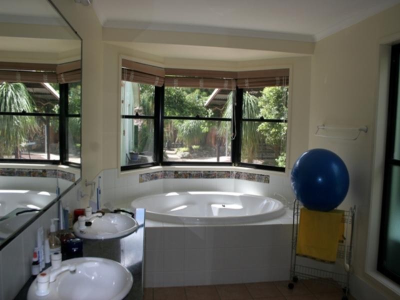 2 Livistona Drive, Doonan QLD 4562