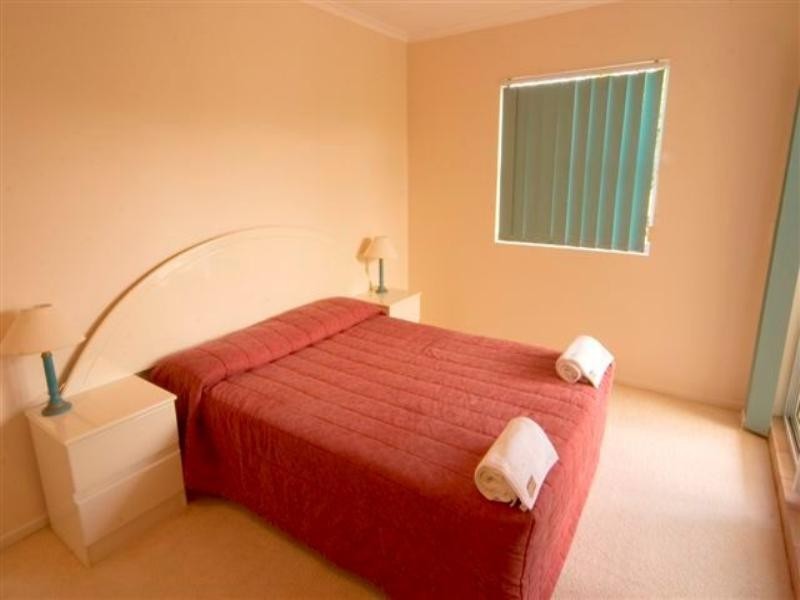 4/11 Russell Street, Noosaville QLD 4566