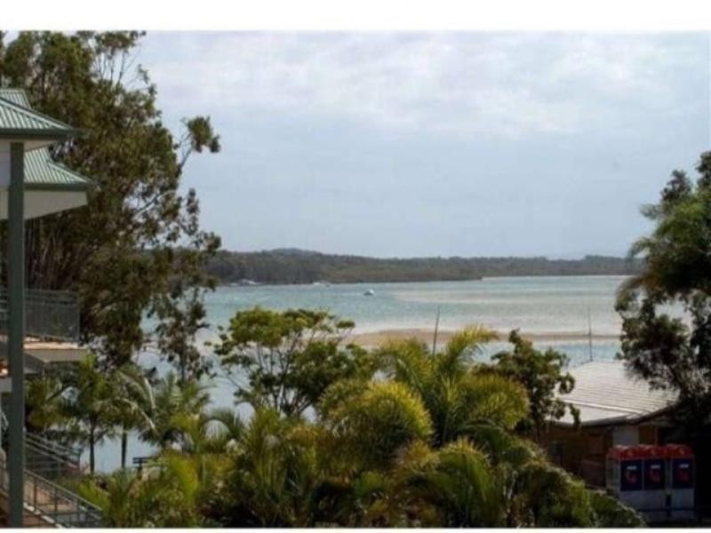 4/11 Russell Street, Noosaville QLD 4566