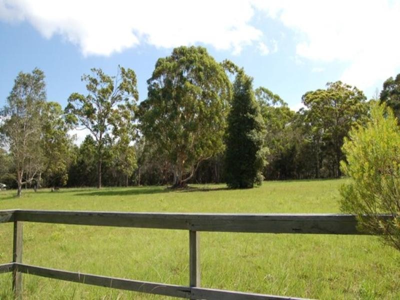 4 Illawara Drive, Cooroibah QLD 4565