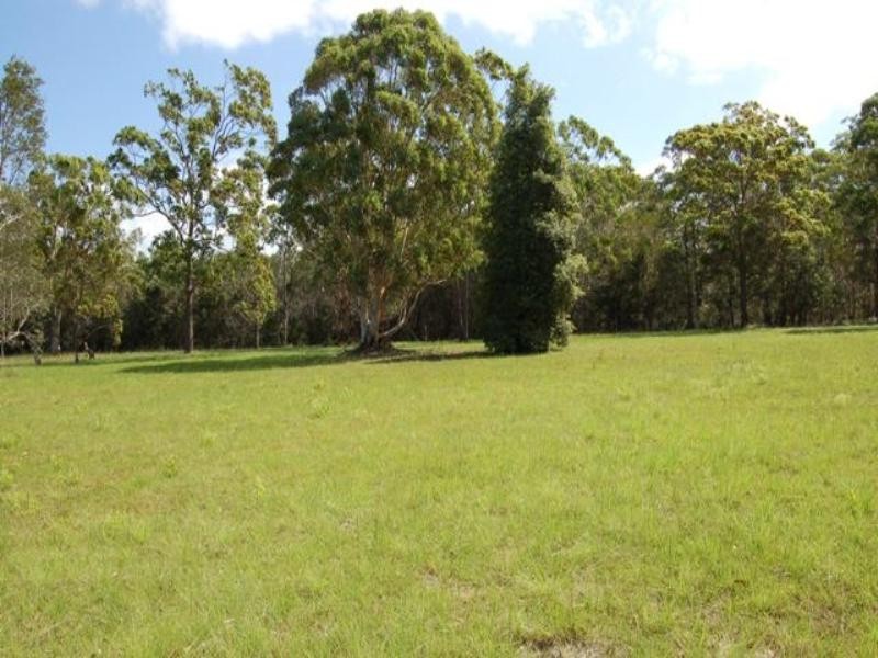 4 Illawara Drive, Cooroibah QLD 4565
