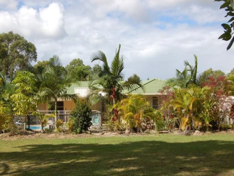 3 Honeygem Place, Cooroibah QLD 4565