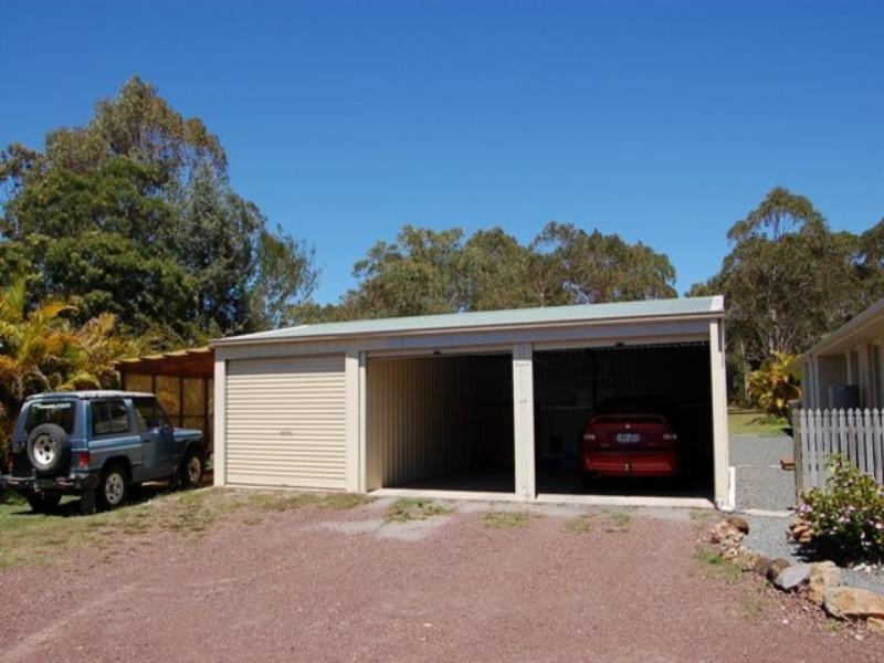 3 Honeygem Place, Cooroibah QLD 4565