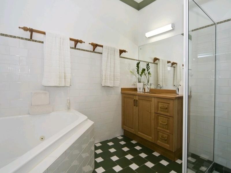 121 Murdering Creek Road, Peregian Beach QLD 4573