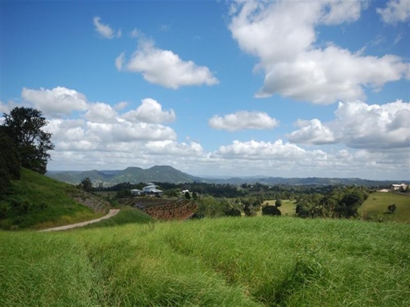 77 Lone Hand Lane, Eumundi QLD 4562