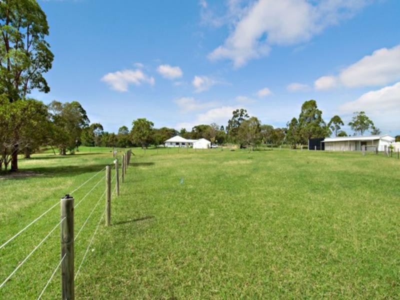 11b Jirrima Crescent, Cooroibah QLD 4565