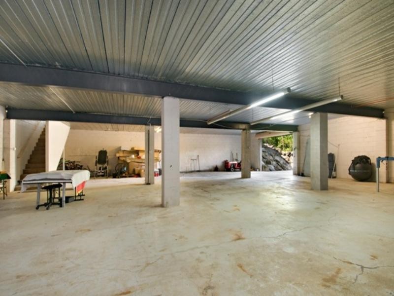 5 Lakeside Drive, Peregian Beach QLD 4573