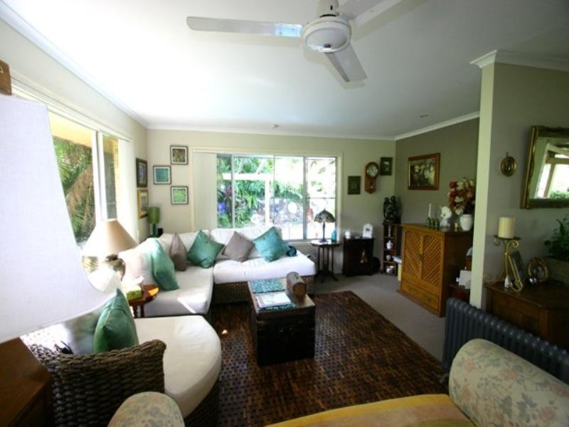 7 Pine Tree Drive, Cooroy QLD 4563